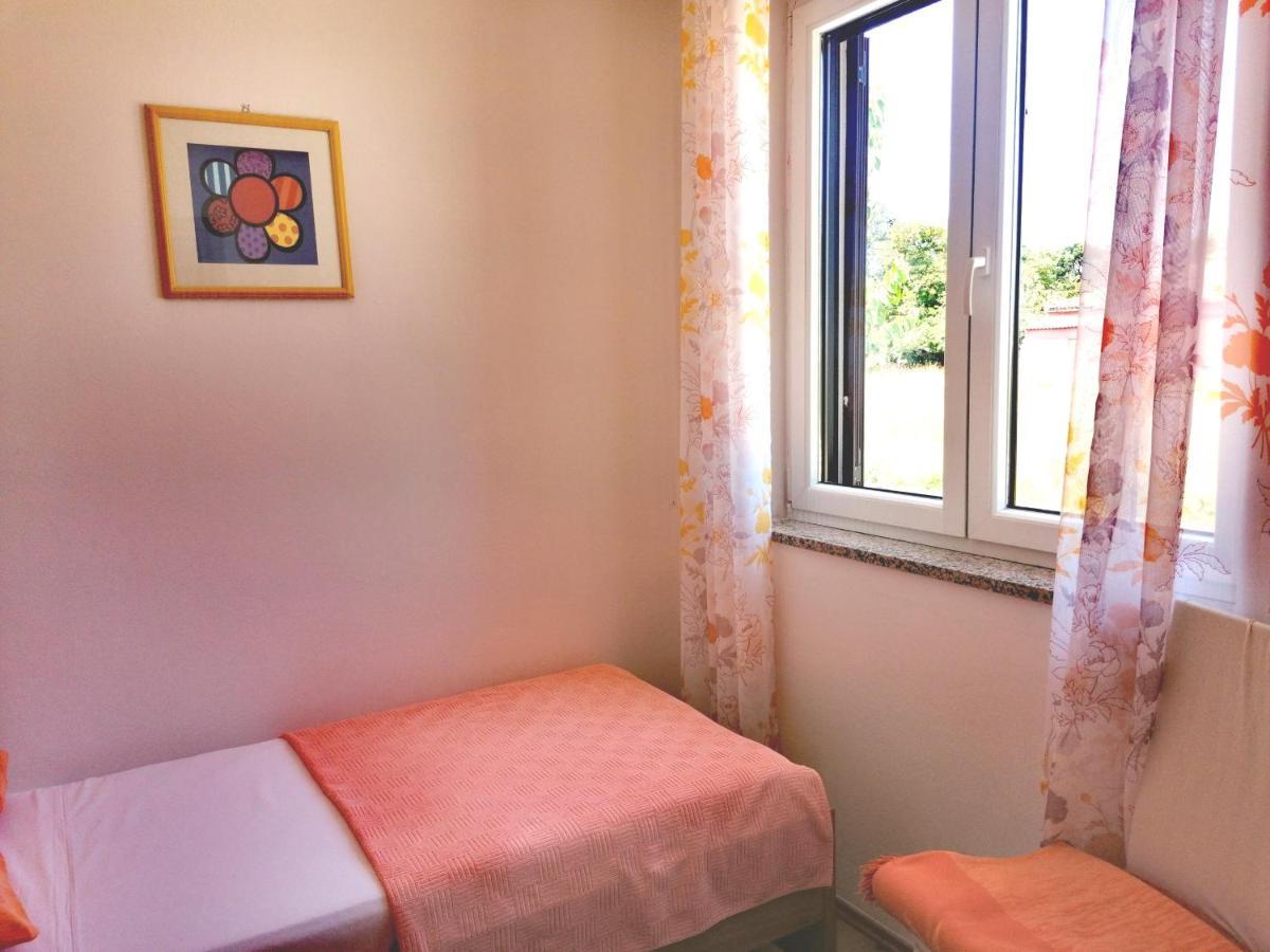 Cozy House With Pool Near Rovinj Appartement Kanfanar Buitenkant foto