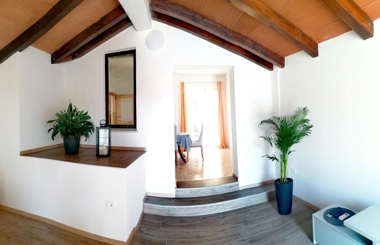 Cozy House With Pool Near Rovinj Appartement Kanfanar Buitenkant foto